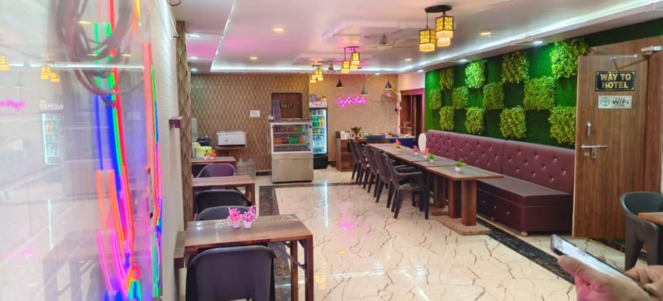 Hotel Royal Sagar Vacation rental in India
