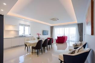 Hua Hin Beachfront Apartments Apartment in Nong Kae