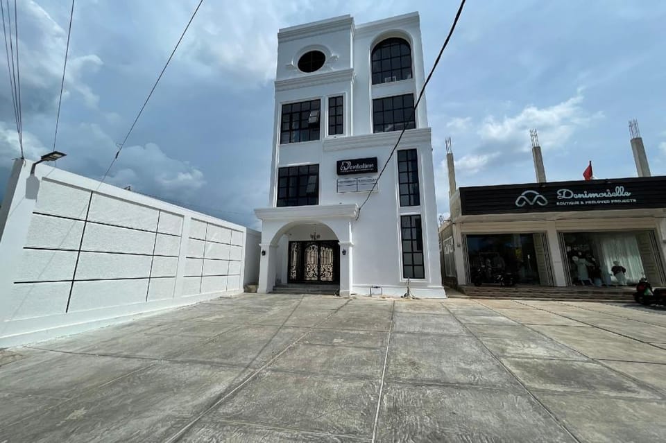 Capital O 94254 Dental Inn Hotel in Indonesia