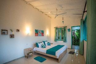 Rhapsody Villa by the Lake Villa in Hikkaduwa