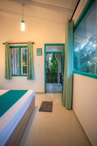 Rhapsody Villa by the Lake Villa in Hikkaduwa