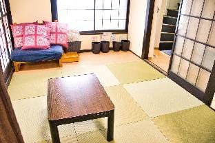 Spacious house in Tokyo, available for long term . Vacation rental in Yokohama