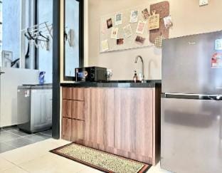 UrbanSuites #Walnut #Infinitypool #1BR 1Bath #3pax Vacation rental in George Town