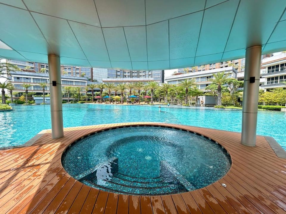 Gold Coast PIK Luxury Sea View by Stay With E Hotel in Jakarta