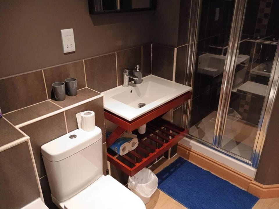 Ruby homes Apartment in London