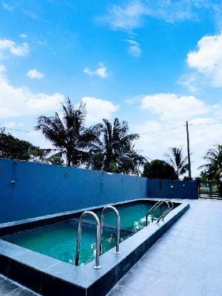 [28pax][Lavish Villa]贰拾号[6room]Swimming Pool][BBQ] Vacation rental in Port Dickson
