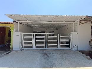Gurun Homestay 1 Vacation rental in Kedah