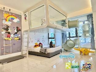 Bali Residence10Pax-PlayGround-FreeNetflix_JonkerS Vacation rental in Malacca