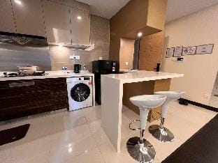 Cozy bedroom with Sea View @ R&F Apartment in Johor Bahru