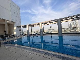 Stylish Studio with Balcony in Downtown | Dubai Apartment in Dubai