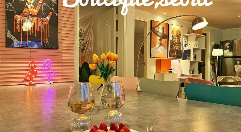Boutique,Seoul"Spacious,3Room, entire house Apartment in Seoul