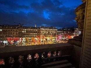 Top Élysées Apartment in Paris