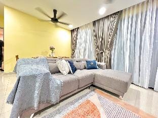 D'Chill Suite 2Br【Austin Regency】Netflix 2201 Apartment in Johor Bahru