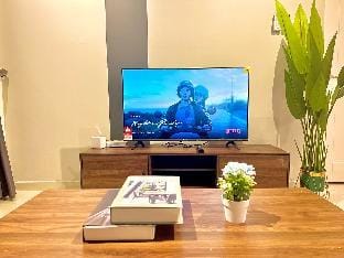 Blazing Suites 1br [SKS Pavillion] Netlfix 1913 Vacation rental in Johor Bahru