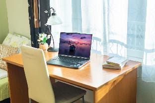 Madrid 2BDR w Free Parking near Metro/Serdika Mall Apartment in Sofia
