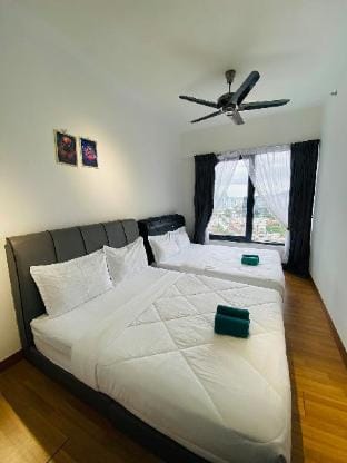Georgetown+Snookertable-Macalister-3BR12PX2CarPark Vacation rental in George Town