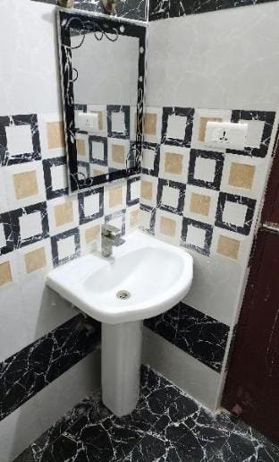 2BR Royal Suite 5 in Hyderabad (with Free Parking) Apartment in Hyderabad