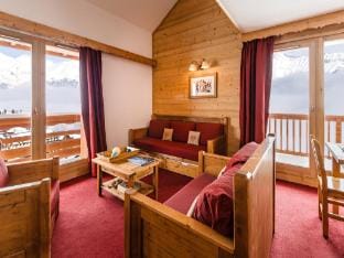 Savoyard Stay w Balcony Apartment in Villarembert