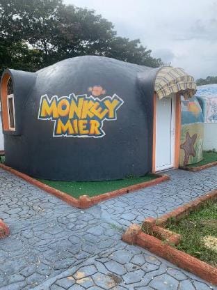 Monkey Meir Villa (Standard Room) Villa in Malacca
