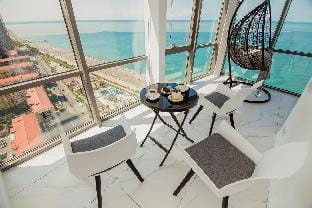 Panorama Mountain and Sea view Apartment in Batumi