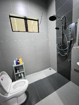 RoomAH Sura Damai. Vacation rental in Terengganu, Malaysia