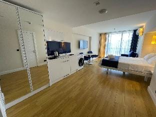 Orbi City sea view 16.51 Apartment in Batumi