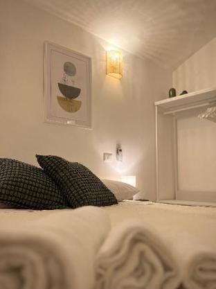 BADRI Room 1  Apartment in Bari