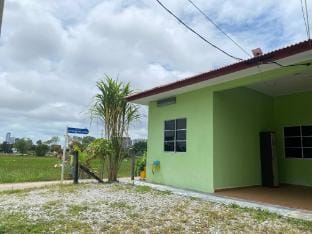 D' Bilal Zainal Homestay  Vacation rental in Malacca