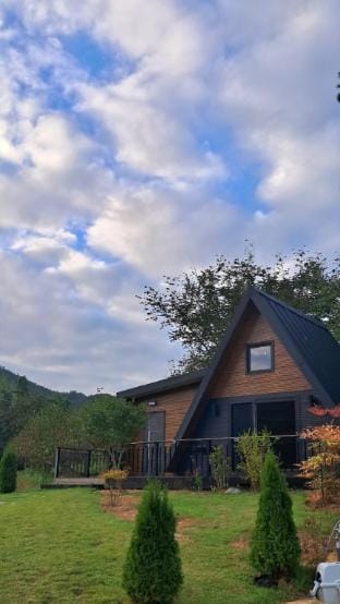 Chodang-gane-gil Pension Building 3 (Monet's House) Vacation rental in South Korea