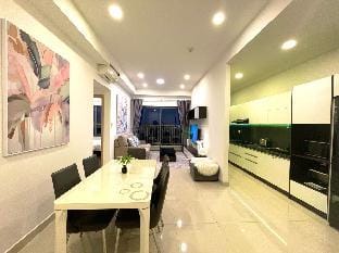 The Sun Avenue - FAMINGO Apartment Apartment in Ho Chi Minh City