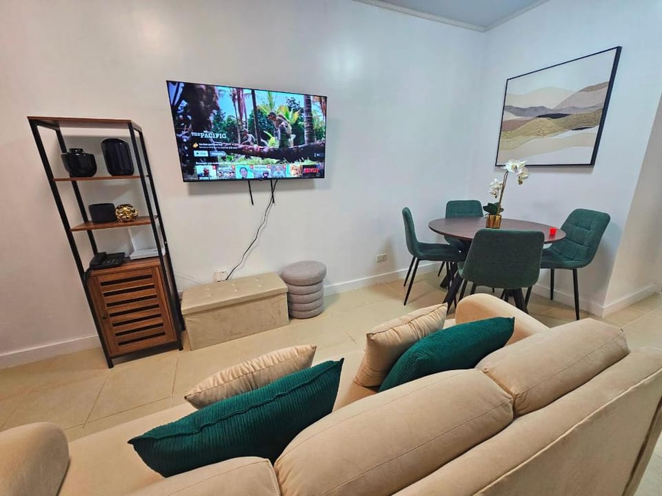 Verdon Parc 2 Bedroom w/ Amenity View Balcony Apartment in Davao City