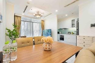 Landmark plus 2 bedrooms highfloor cozy Vacation rental in Ho Chi Minh City