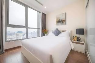 Landmark Plus 2 bed #high floor Vacation rental in Ho Chi Minh City