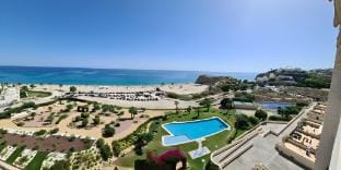 Top Floor Beachfront; Panoramic Balcony & Parking Apartment in Villajoyosa
