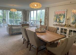 Oscar on Main 2B; Heart of Main Beach Ocean Views Apartment in Main Beach