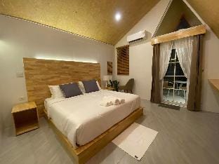 สวนแววอรุณ รีสอร์ท Vacation rental in Chon Buri Changwat