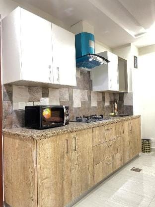 Comfy Studio in Gulberg Greens Apartment in Islamabad