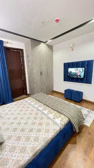 Cozy Gem in Gulberg Greens Apartment in Islamabad