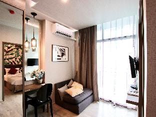 Hybritel Deluxe Seaview Apartment in Pattaya City