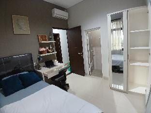 Oren Stayz ICE BSD Vacation rental in West Java