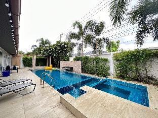 the time poolvilla C22 Villa in Pattaya City