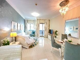 Luxury Stay, The Signature Dubai mall,  Downtown Apartment in Dubai