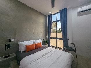 Stay with Local - Private Room/Private Bath Apartment in Krong Siem Reap