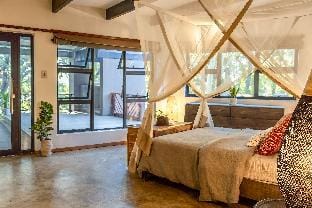 Chobe House Villa and Chalets Apartment in Africa