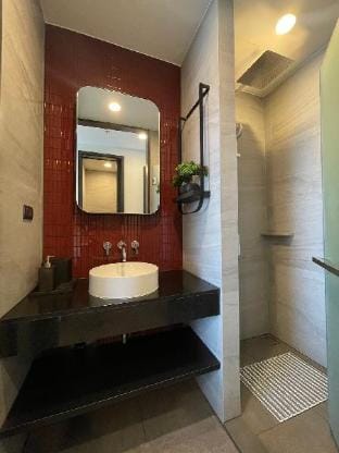 Sea view Apartment Near Walking Street Apartment in Pattaya City