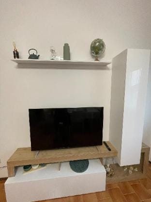 Varenna by Foot - Green House Apartment in Province of Lecco