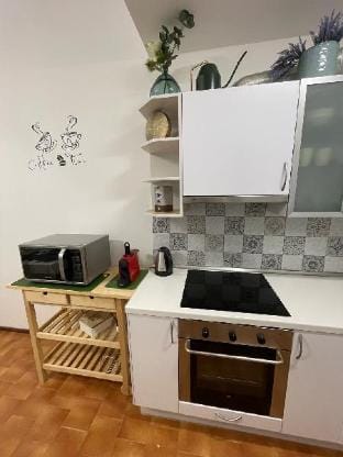 Varenna by Foot - Green House Apartment in Province of Lecco