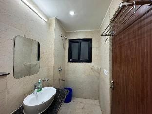 Kirishna kutir Apartment in Uttar Pradesh