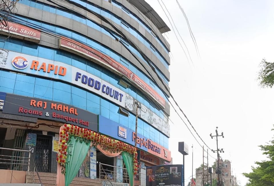 Raj Mahal Rooms & Banquet Hall Hotel in India
