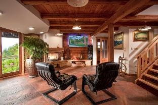 Chalet Podgorje With Pool Vacation rental in Carinthia, Austria